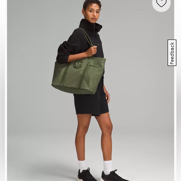 Daily Multi-Pocket Canvas Tote Bag 20L
Leather Alternative - Picture 2 of 7